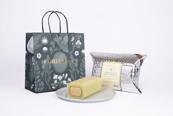 「微熱山丘」新品牌「FORBIDDEN馥餅殿」推榴槤新品「貓山王榴槤冰心蛋糕」，又臭又想吃，榴槤控別錯過！