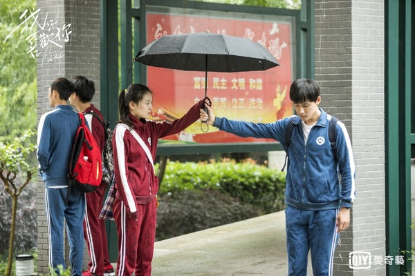 《我只喜歡你》戀愛、家庭到閨蜜！5句動情超暖台詞：「我們誤解別人，也被別人誤解」