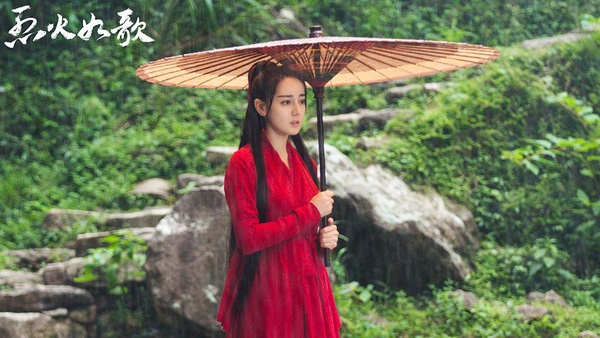 迪麗熱巴12個絕美古裝角色！《三生三世》鳳九不是最美，她演的聶小倩才讓人驚艷