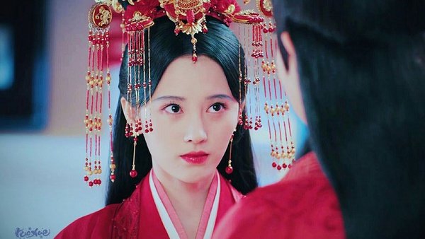 古裝劇大婚名場面盤點！10位新娘同場比美，楊冪超霸氣，而她成最慘新娘