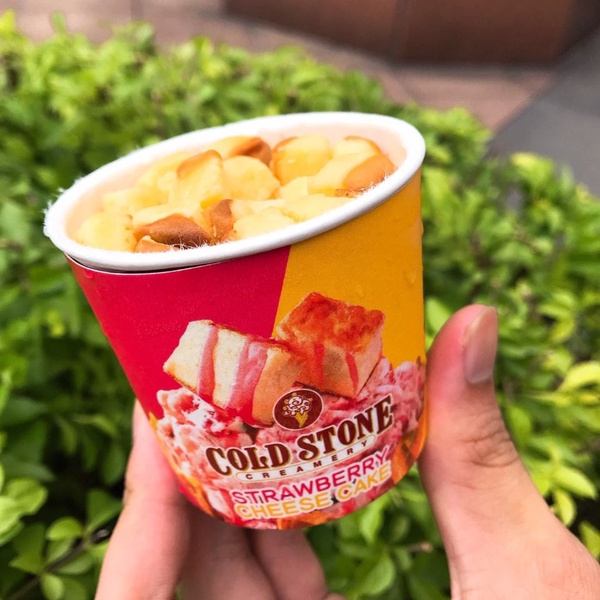 7-11獨家COLD STONE新口味！布朗尼、起司蛋糕餡料爆多，5/31酷樂杯必買