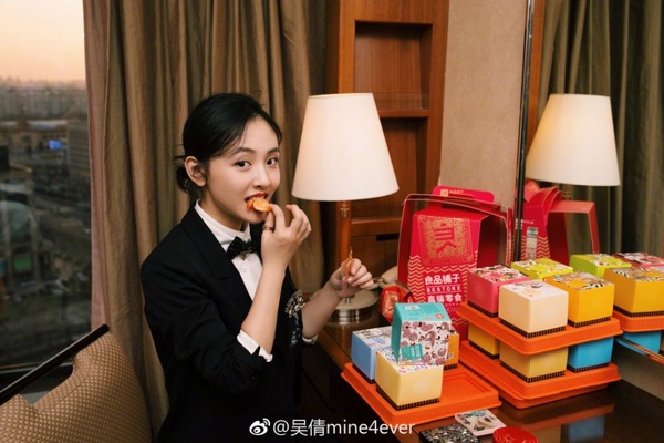 吳倩隱藏版大長腿！45公斤甩肉減肥+保養方法公開，晚餐就喝這一杯