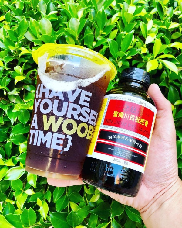 川貝枇杷膏奶茶？新加坡手搖杯無極限，竟然加入止咳中藥！