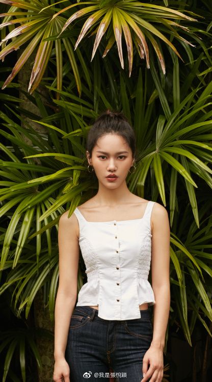 《我只喜歡你》最可愛未婚妻「程由美！」私下歐美風21張釋出，唱跳俱佳還是劇團女王