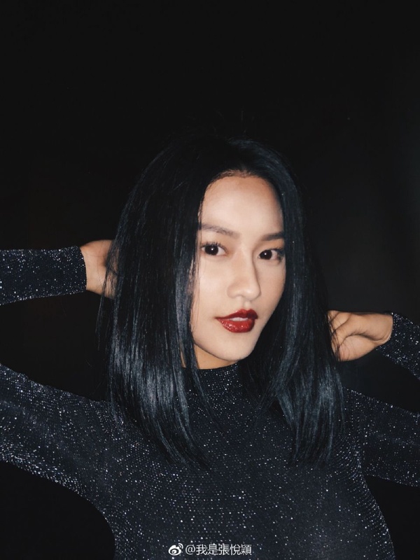 《我只喜歡你》最可愛未婚妻「程由美！」私下歐美風21張釋出，唱跳俱佳還是劇團女王