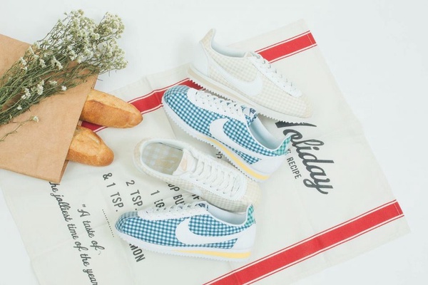 小白鞋變成「奶白鞋」，更時髦、更有氣質了！NIKE、New Balance、Reebok、adidas Originals的新品都好燒~