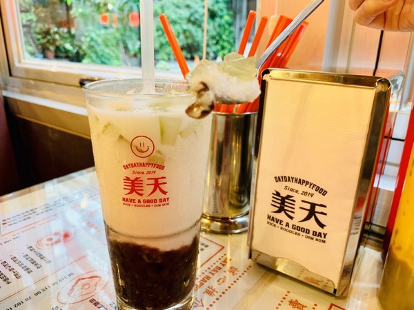 IG熱門「美天餐室」懷舊復古港式風格超人氣，「金沙西多士」、「紅豆冰牛奶」必點！