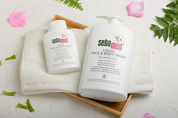 背痘要消、洗澡是關鍵！抗菌沐浴乳這樣用才有效，加碼推薦身體抗痘沐浴乳