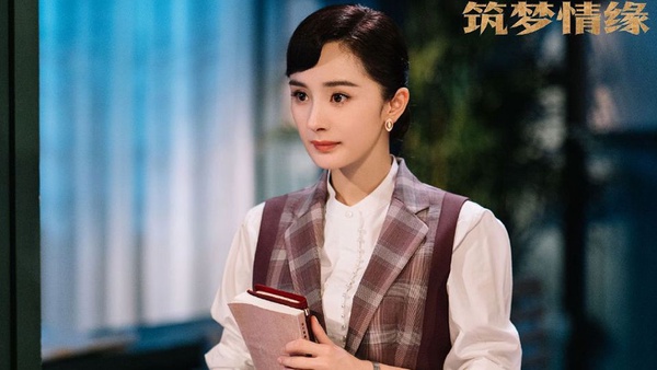 《築夢情緣》大結局霍建華狂撒糖！楊冪20個造型轉變從單純少女～商場女強人