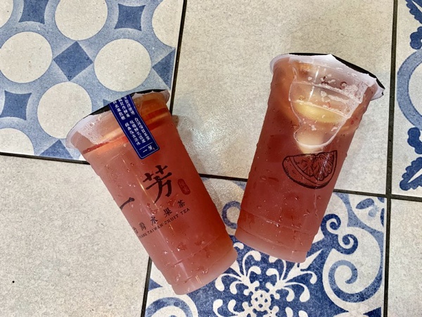 一芳水果茶推「大村葡萄水果茶」，嚴選大村巨峰葡萄每杯都喝得到新鮮葡萄汁！