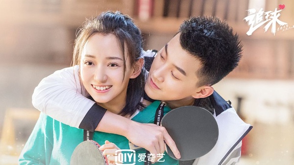 楊紫新劇挑戰鄭爽《微微一笑》即將上檔！6月定檔的甜寵陸劇，滿滿的青春戀愛氣息