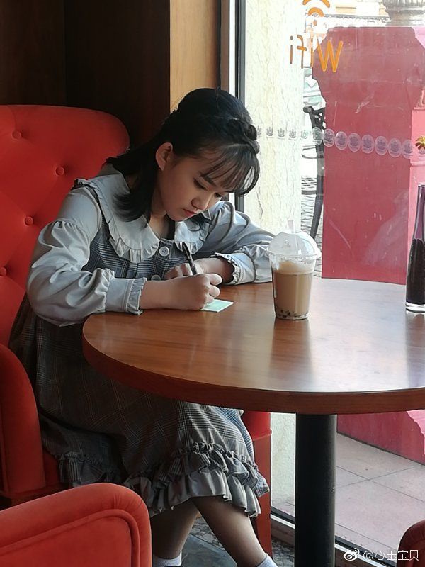《甄嬛傳》甄嬛長女「朧月公主」長大了！15歲劉心玉近照釋出，童星變身美少女