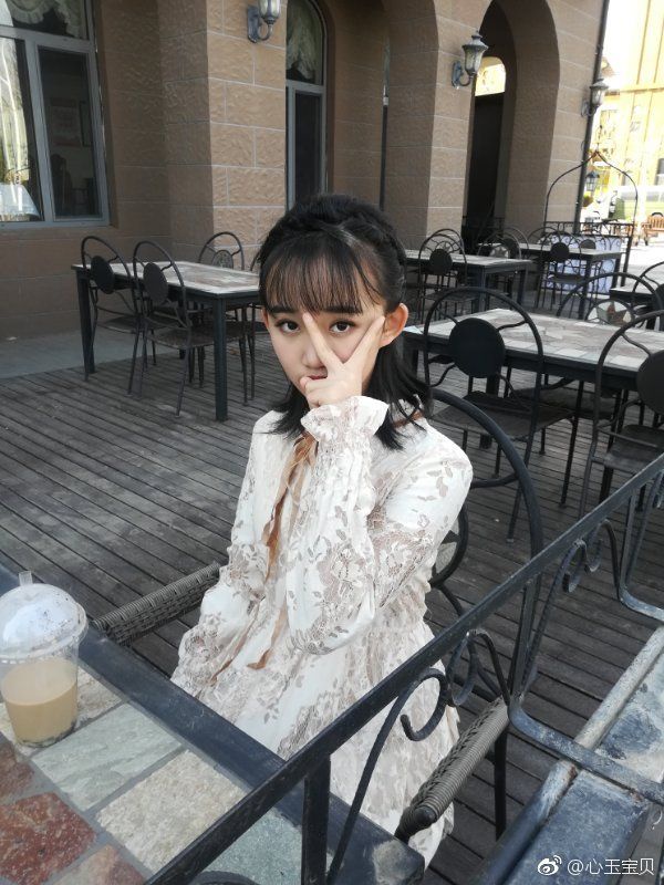 《甄嬛傳》甄嬛長女「朧月公主」長大了！15歲劉心玉近照釋出，童星變身美少女