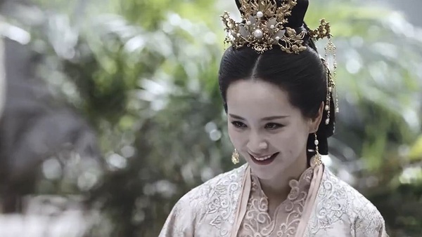 她是《白髮》《延禧》要角卻總出現在回憶裡！演《知否》趙麗穎閨蜜，堪稱最強客串