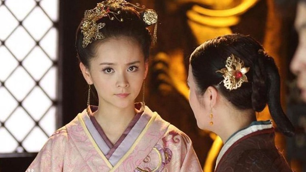 她是《白髮》《延禧》要角卻總出現在回憶裡！演《知否》趙麗穎閨蜜，堪稱最強客串