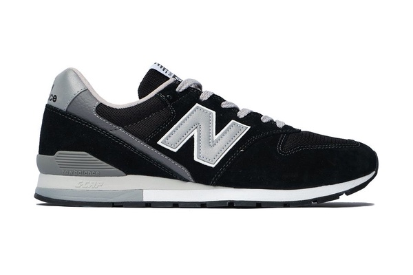 New Balance「冰砂色系」AM210系列上市！經典996、少女小白鞋，還有夏日必備涼拖鞋，22雙新款搶先看！