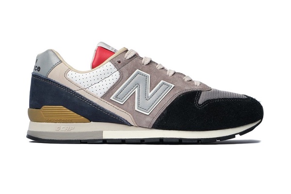 New Balance「冰砂色系」AM210系列上市！經典996、少女小白鞋，還有夏日必備涼拖鞋，22雙新款搶先看！