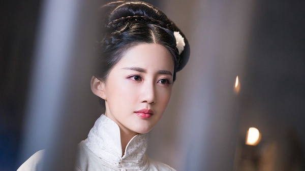 《白髮》痕香就是《倚天》大美女殷素素！演員陳欣予16張古裝美照，她還演過《何以琛蕭默》