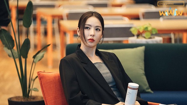 《檢索詞WWW》致敬《鬼怪》死鬼CP經典場面！李多熙7個帥炸角色，就愛姐的氣勢