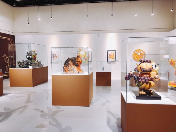 《加菲貓40周年特展》6/25開展!巨型迷宮、20隻大型公仔，慵懶迷人魅力讓人深陷其中啦!