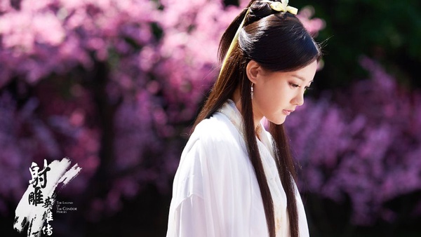 曾是趙麗穎替身！李一桐如今合作鄧倫、楊洋多位男神，22張古裝美照成新晉女神