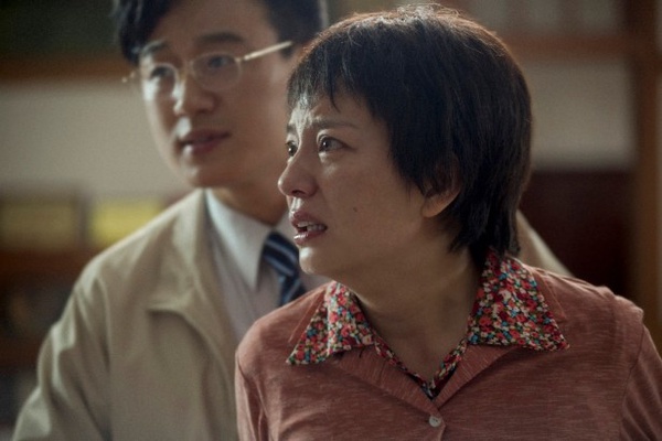 黃渤、趙薇合唱《親愛的小孩》 引爆觀眾淚腺