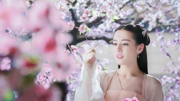 熱巴《三生三世》古裝造型比楊冪百變！10套服裝少女~女帝，真正是四海八荒第一美