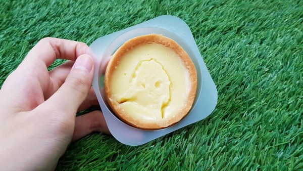 7-11夏季檸檬甜點！改版的「多栗法式檸檬塔」及新品「中村檸檬波士頓派」，絕對是今年夏天必吃的超商甜點！