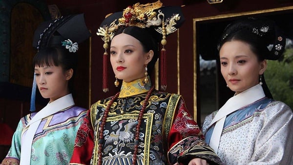 《如懿傳》玫嬪接演《熹妃傳》！回顧宮鬥霸主甄嬛11套造型，從少女黑化成太后