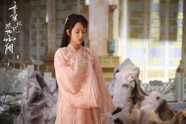 楊紫在《香蜜》結了四次婚呢！回顧錦覓15套古裝造型，第七套將旭鳳迷得神魂顛倒