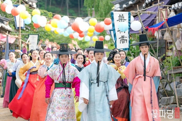 2019下半年韓劇推薦！IU、秀智、玄彬、車銀優、李棟旭...2019下半年不怕劇荒了！