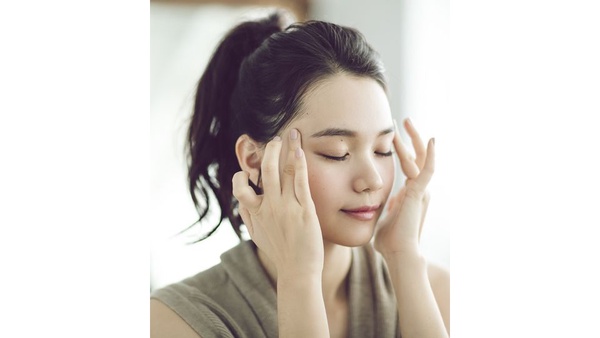 林秀晶、韓志旼過30歲仍像女大生！30歲以上適合的「青春眼霜」推薦，加碼護眼手技教學