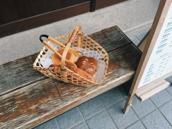 IG超熱門麵包店「FlourishBakery花咲」推薦！芋頭捲、吐司通通好美味~