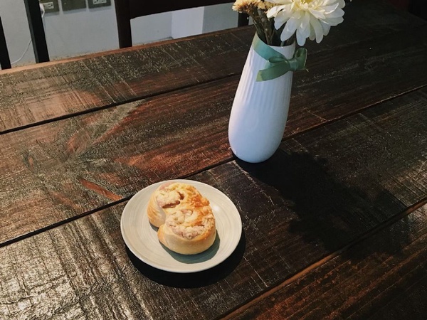 IG超熱門麵包店「FlourishBakery花咲」推薦！芋頭捲、吐司通通好美味~