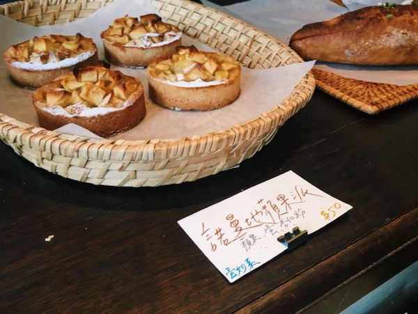 IG超熱門麵包店「FlourishBakery花咲」推薦！芋頭捲、吐司通通好美味~
