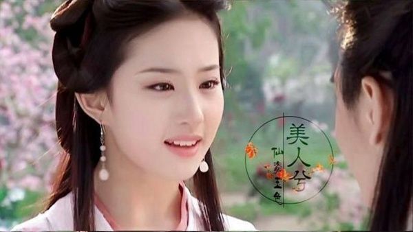 劉亦菲《花木蘭》古裝造型引熱議！盤點8個古裝角色，14年前《仙劍》趙靈兒最經典