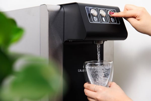 礁溪風格溫泉飯店再加一，「品文旅」自助check in、氣泡水喝到飽等你來體驗！