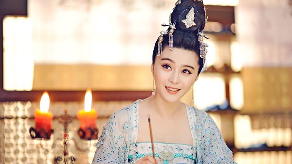 回顧范冰冰、李晨定情作《武媚娘傳奇》！15套造型少女~女帝，光頭、老妝都能駕馭