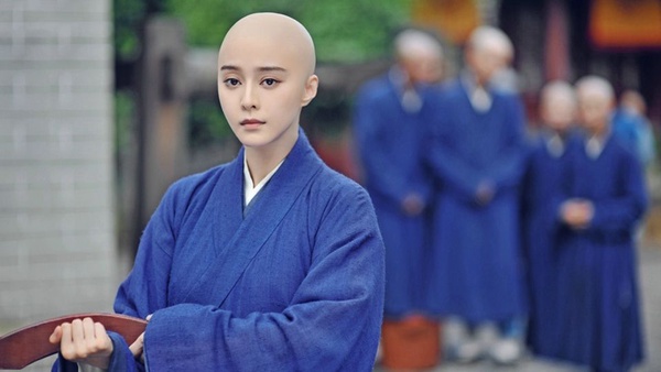回顧范冰冰、李晨定情作《武媚娘傳奇》！15套造型少女~女帝，光頭、老妝都能駕馭