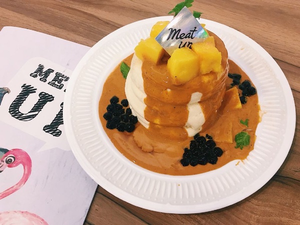 珍奶控快衝！「Meat Up」推出台式珍奶、泰式珍奶系列，蓬鬆舒芙蕾絕對是必點！