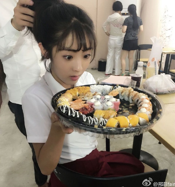 邢菲夏日減肥餐分享，外食族跟著吃，減脂期也能吃得飽、瘦得快！