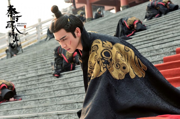 楊冪、張彬彬《暴風眼》劇照曝光！盤點楊冪公司力捧9位男星，張彬彬紅了他卻不紅