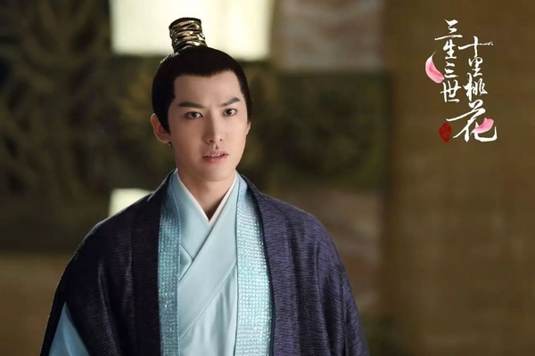楊冪、張彬彬《暴風眼》劇照曝光！盤點楊冪公司力捧9位男星，張彬彬紅了他卻不紅