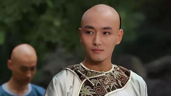 《宸汐緣》張震古裝展現大叔魅力！12位仙俠劇男神，胡歌經典難超越，黃曉明卻被吐槽