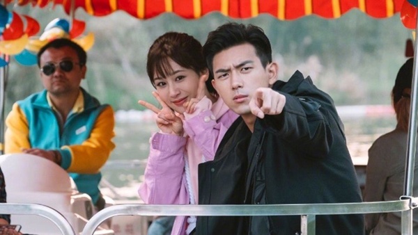 《親愛的熱愛的》楊紫自帶CP感！7位合作男星李現爆了、鄧倫火了，和他愛到劇外變真實CP