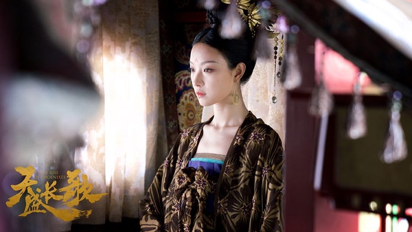 倪妮《宸汐緣》古裝造型被虧比不上楊冪！21張古裝美照，證明她絕對是古裝女神