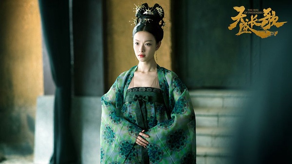 倪妮《宸汐緣》古裝造型被虧比不上楊冪！21張古裝美照，證明她絕對是古裝女神