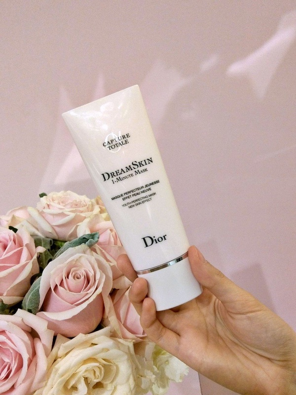 懶人必備！DIOR「超級夢幻美肌萃」一瓶搞定老化肌，對抗暗沈、細紋超有感～