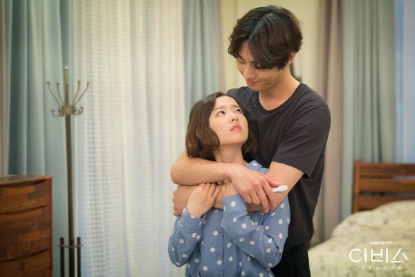 《德魯納》IU大他5歲、《丘海昤》差6歲，這7部韓劇全是「姊弟配」，最後一對竟然整整相差13歲