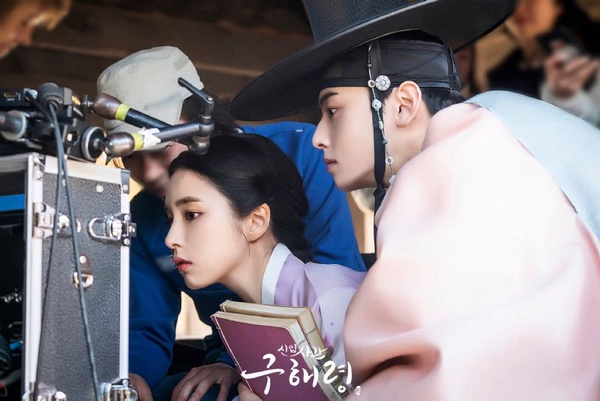 《德魯納》IU大他5歲、《丘海昤》差6歲，這7部韓劇全是「姊弟配」，最後一對竟然整整相差13歲